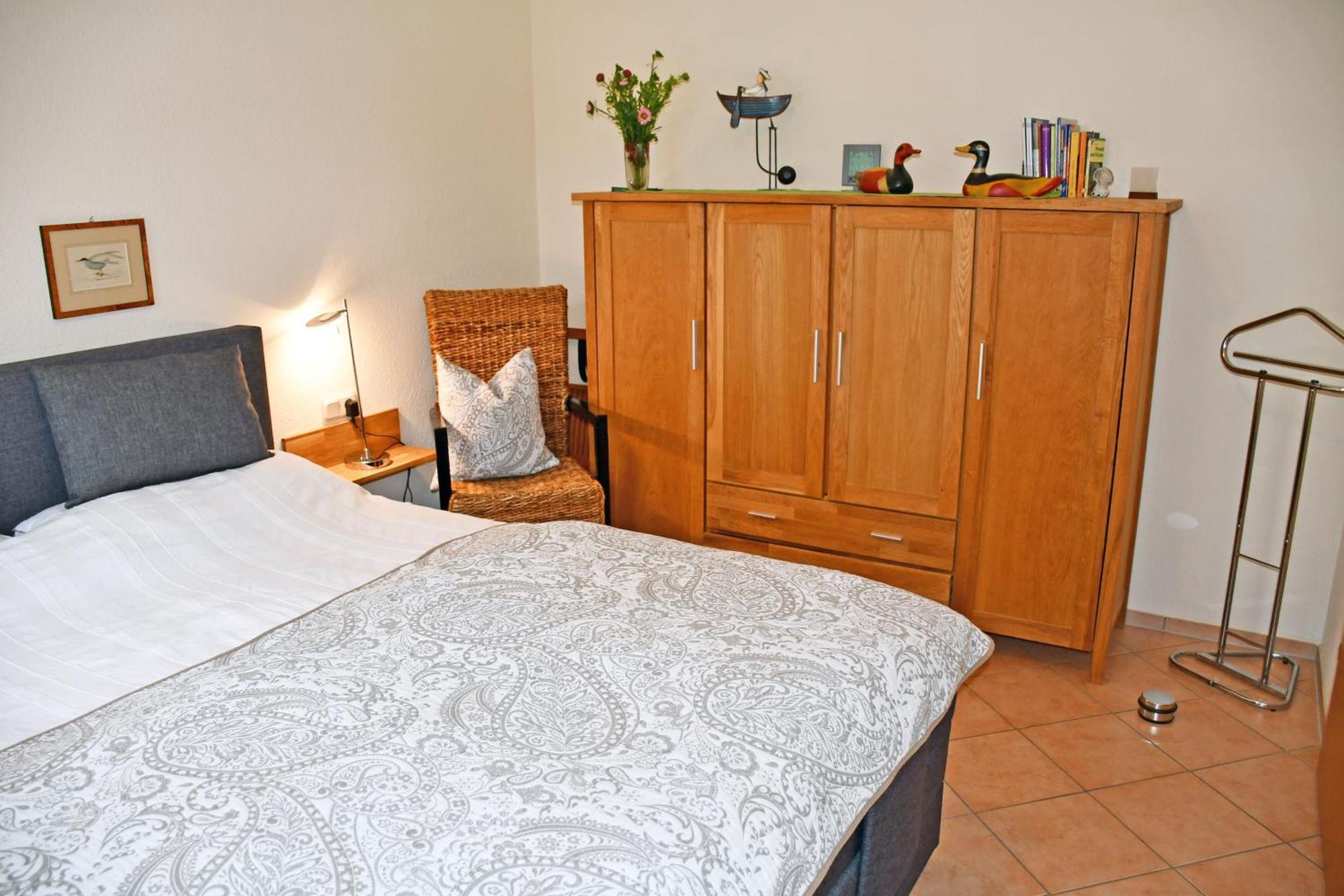 Апартаменты Kleine Oase Im Haus Waldesheim Гёрен Экстерьер фото